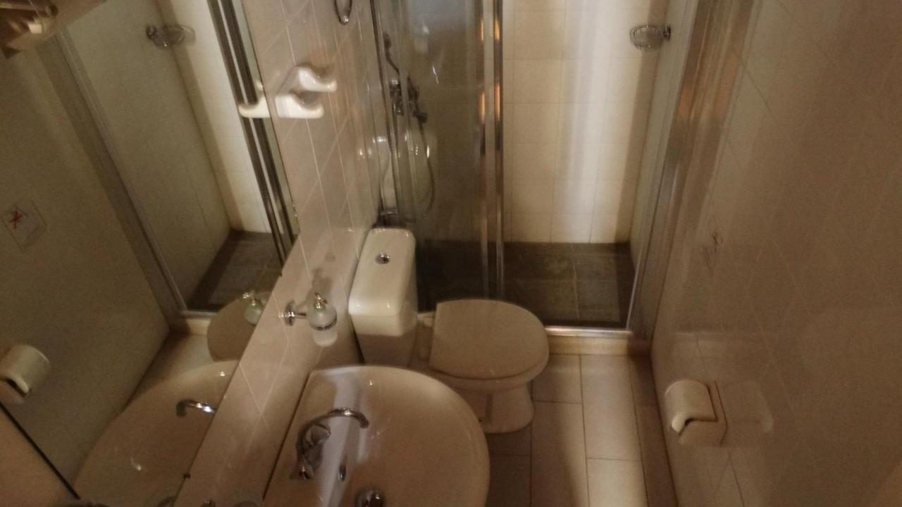Akrotainaritis Rooms Yerolimin Exterior foto
