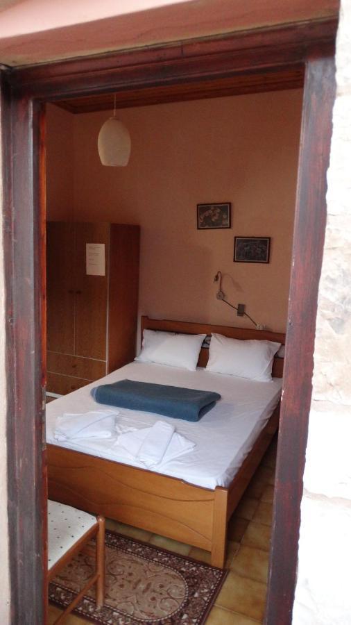 Akrotainaritis Rooms Yerolimin Exterior foto